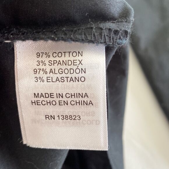 Shyanne black pockets covered snaps back seams sleeve length 20 1/2 inches - Picture 4 of 4